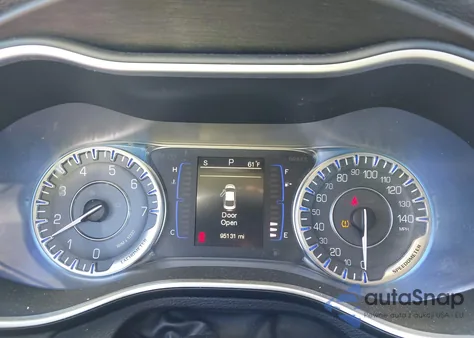 2015 Chrysler 200 Limited z USA, uszkodzony, nr VIN 1C3CCCAB2FN534381